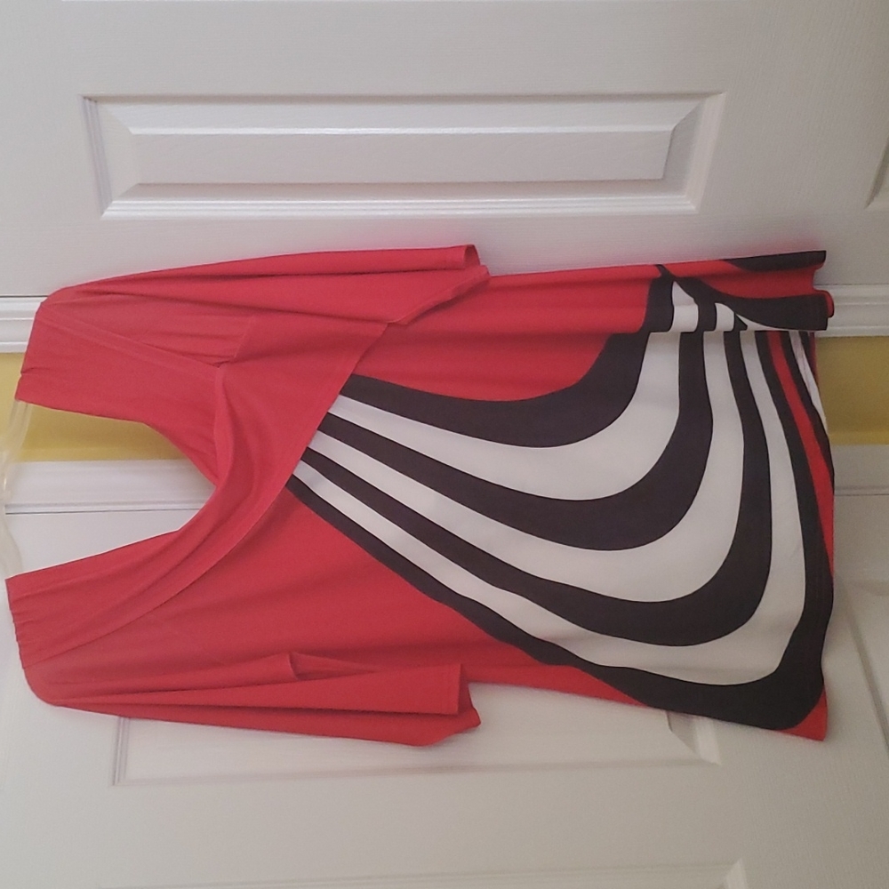 Lily, 3x red tunic/mini dress